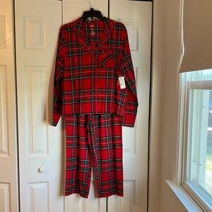 Sonoma Red and Green Plaid women’s pajama set NWT SZ medium